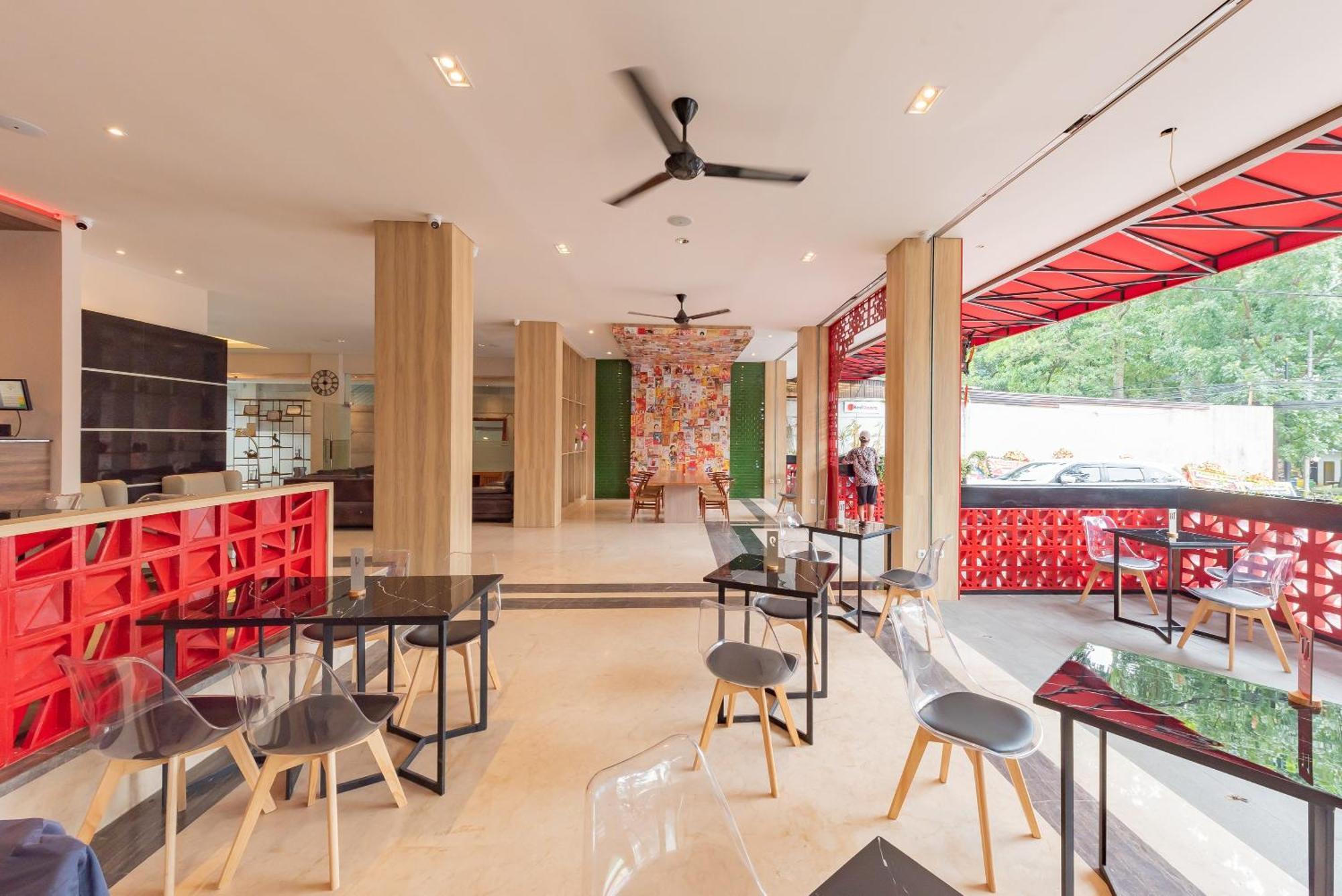 Reddoorz Premium Near Paris Van Java Mall Bandung Ngoại thất bức ảnh