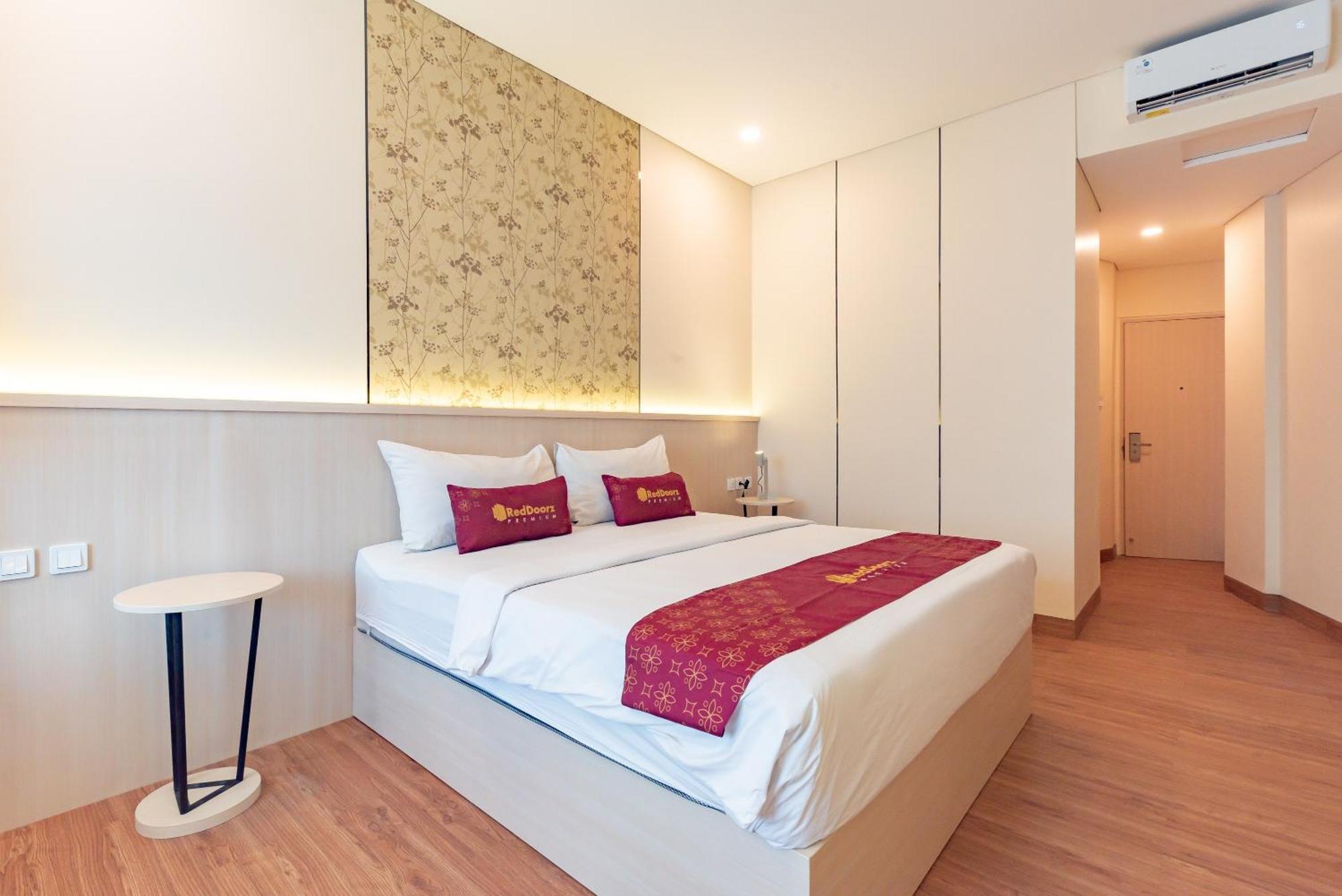 Reddoorz Premium Near Paris Van Java Mall Bandung Ngoại thất bức ảnh